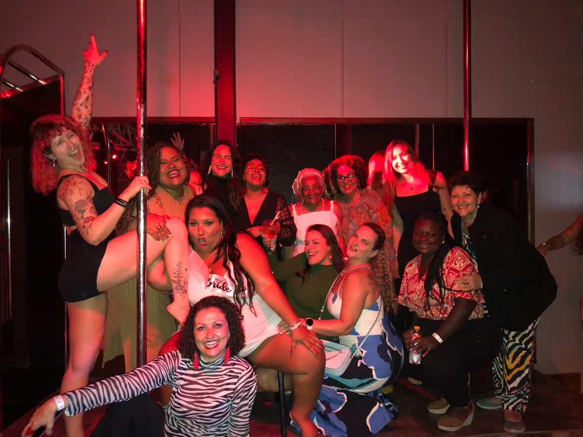 Ambiente intimista de despedida de solteira